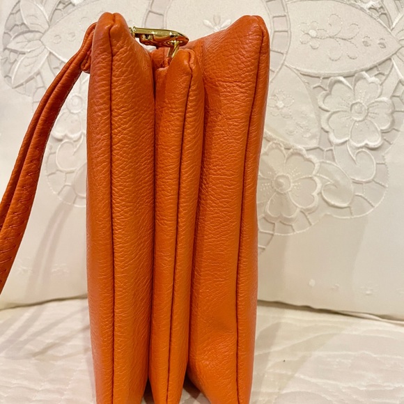 Orange Soft leather wristlet - Picture 5 of 15